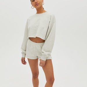UNIQLO fleece crop sweatshirt hoodie